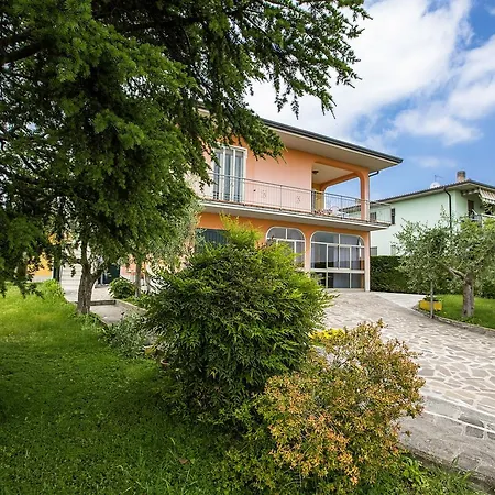 Apartment Casa Floriana Desenzano del Garda