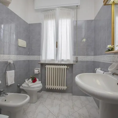 Apartment Casa Floriana Desenzano del Garda